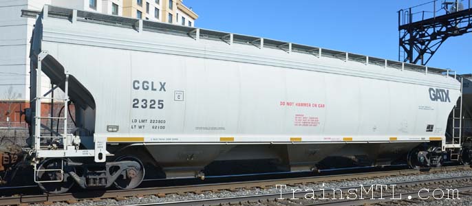 Car/wagon CGLX2325 right side / coté droit